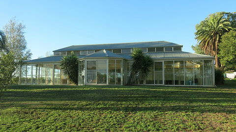 The Falls Retreat - Sydneys Hotel 2