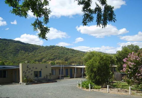 Valley View Motel - Sydneys Hotel 3