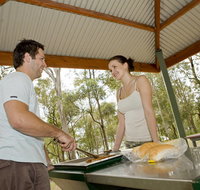 Wangi Point Lakeside Holiday Park - Sydneys Hotel