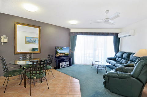 White Crest Luxury Apartments - Sydneys Hotel 9