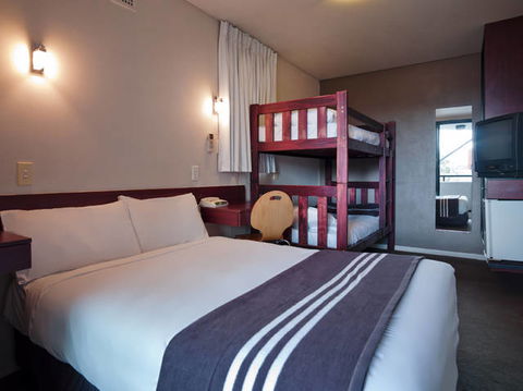 Y Hotel City South - Sydneys Hotel 1