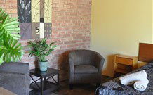 Lightning Ridge Outback Resort And Caravan Park - Sydneys Hotel 4