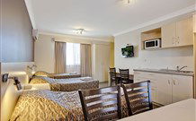 Econo Lodge Moree Spa Motor Inn - Moree - Sydneys Hotel 1