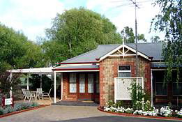 Amble In Self Contained Accommodation - Garden Retreat B & B - Sydneys Hotel 0