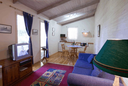 Clarendon Chalets - Sydneys Hotel 2
