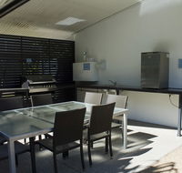 The Bay Apartments - Sydneys Hotel