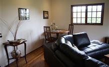 Yallambee Bed And Breakfast - Sydneys Hotel 3