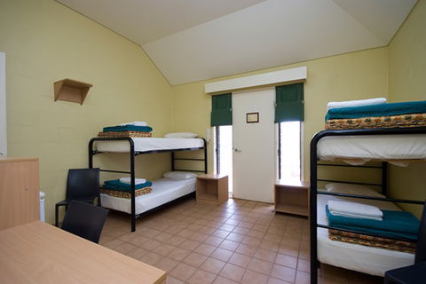 Ayers Rock - Outback Pioneer Lodge - Sydneys Hotel 4