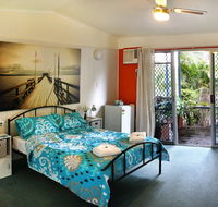 Hervey Bay YHA - Sydneys Hotel