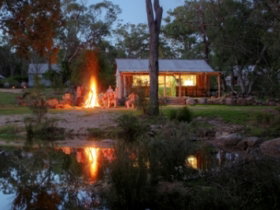 Diamondvale Cottages - Sydneys Hotel 0