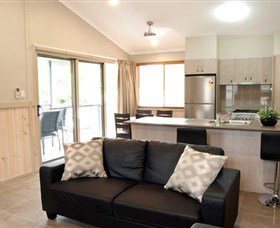 BIG4 Cairns Crystal Cascades Holiday Park - Sydneys Hotel 2