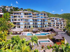 At Waters Edge Resort - Sydneys Hotel 2