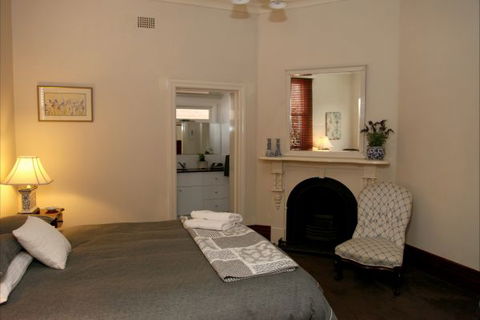 Apartments On-The-Park: The Studio - Sydneys Hotel 2