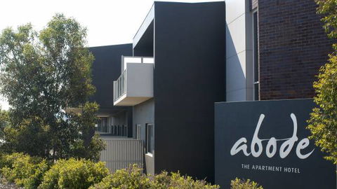 Abode Gungahlin - Sydneys Hotel 0
