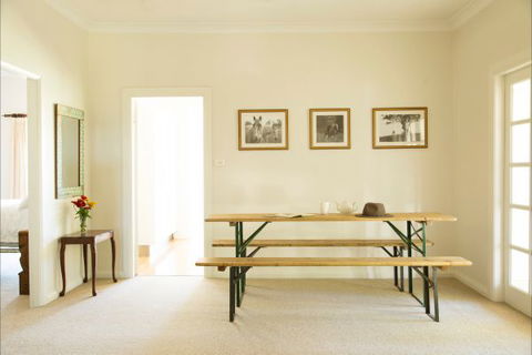 Ashgrove House: Farm Club Australia - Sydneys Hotel 3