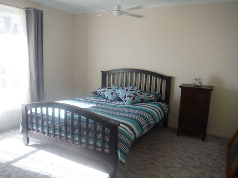 Alilly - Sydneys Hotel 3