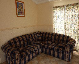 Alonga Waterfront Cottages - Sydneys Hotel 3