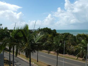Hervey Bay Resort & Hotel - Sydneys Hotel 2