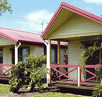 Flying Fish Point Tourist Park - Sydneys Hotel