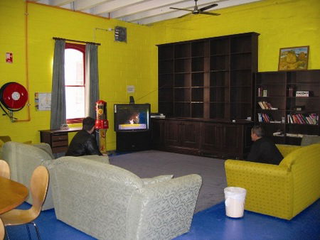Adelaides Shakespeare Backpackers International Hostel - Sydneys Hotel 1