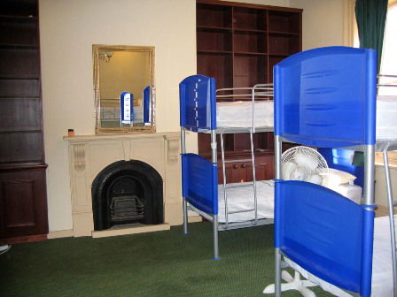 Adelaides Shakespeare Backpackers International Hostel - Sydneys Hotel 2