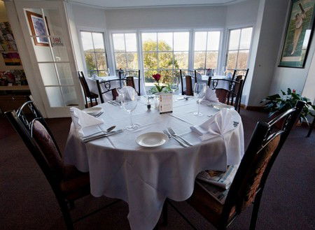 Clare Valley Motel - Sydneys Hotel 1