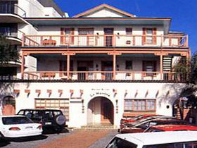 La Mancha Holiday Suites - Sydneys Hotel 0