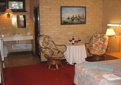 The Vineyards Motel - Sydneys Hotel 1