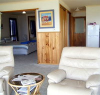 Shannon Coastal Cottages - Sydneys Hotel