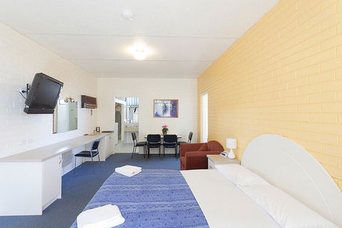 Statesman Motor Inn - Sydneys Hotel 1