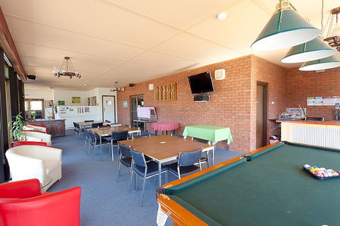 Statesman Motor Inn - Sydneys Hotel 3