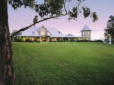 Raffertys Resort - Sydneys Hotel 0