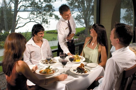 Raffertys Resort - Sydneys Hotel 4