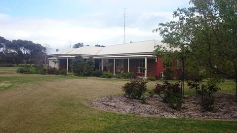 Gaerwood Bed Breakfast - Sydneys Hotel 4