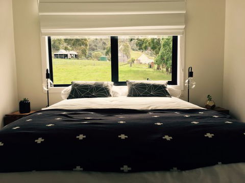 Farm Pod At Twamley Farm - Sydneys Hotel 12