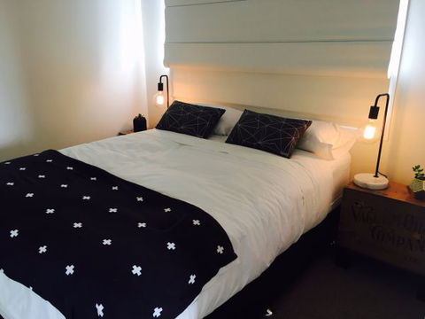 Farm Pod At Twamley Farm - Sydneys Hotel 13