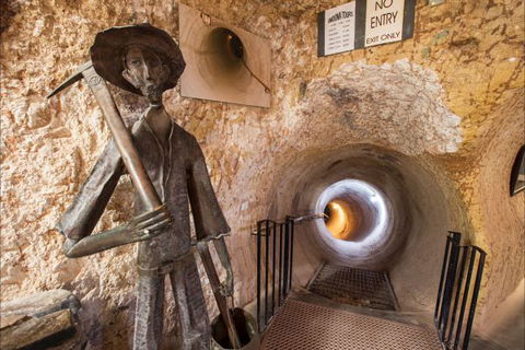 Umoona Opal Mine And Museum - Sydneys Hotel 6