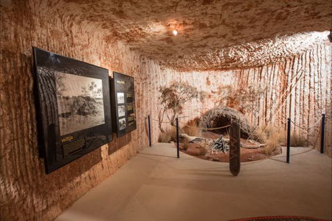 Umoona Opal Mine And Museum - Sydneys Hotel 8