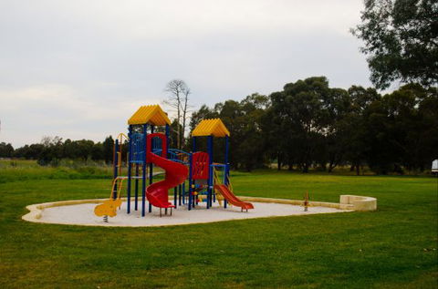 Acclaim Swan Valley Tourist Park - Sydneys Hotel 3