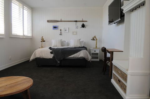 Atlantic Geelong - Sydneys Hotel 0