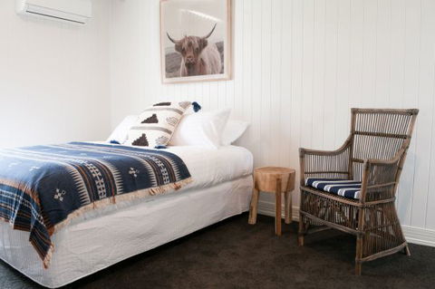 Atlantic Geelong - Sydneys Hotel 1