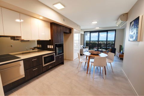 First Light Mooloolaba - Sydneys Hotel 7