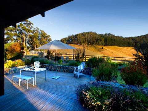 Frenchman's River - The Writer's House - Sydneys Hotel 4