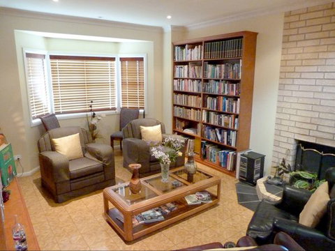 Grovely House Bed And Breakfast - Sydneys Hotel 2