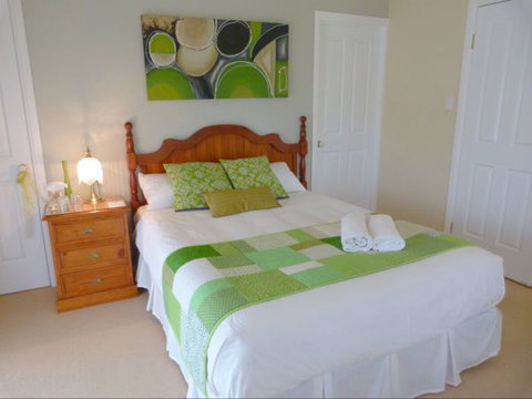 Grovely House Bed And Breakfast - Sydneys Hotel 4