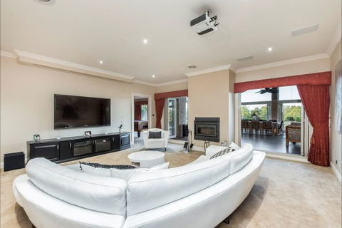 La Bella Vita - Sydneys Hotel 2