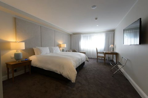 Miramare Gardens Boutique Accommodation - Sydneys Hotel 2