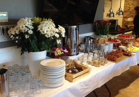 Miramare Gardens Boutique Accommodation - Sydneys Hotel 4