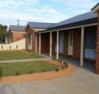 Numurkah Self Contained Apartments - Sydneys Hotel