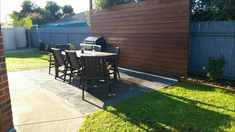 Numurkah Self Contained Apartments - Sydneys Hotel 7